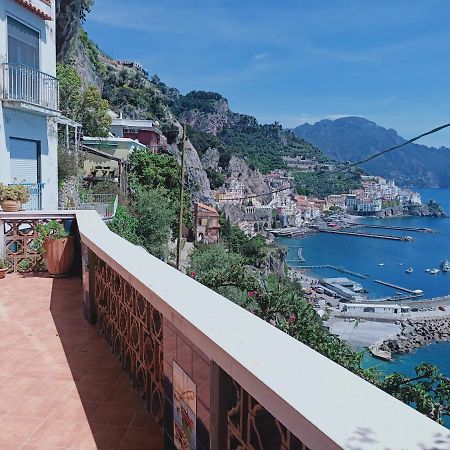 Bouganville&Sea Amalfi Eksteriør billede